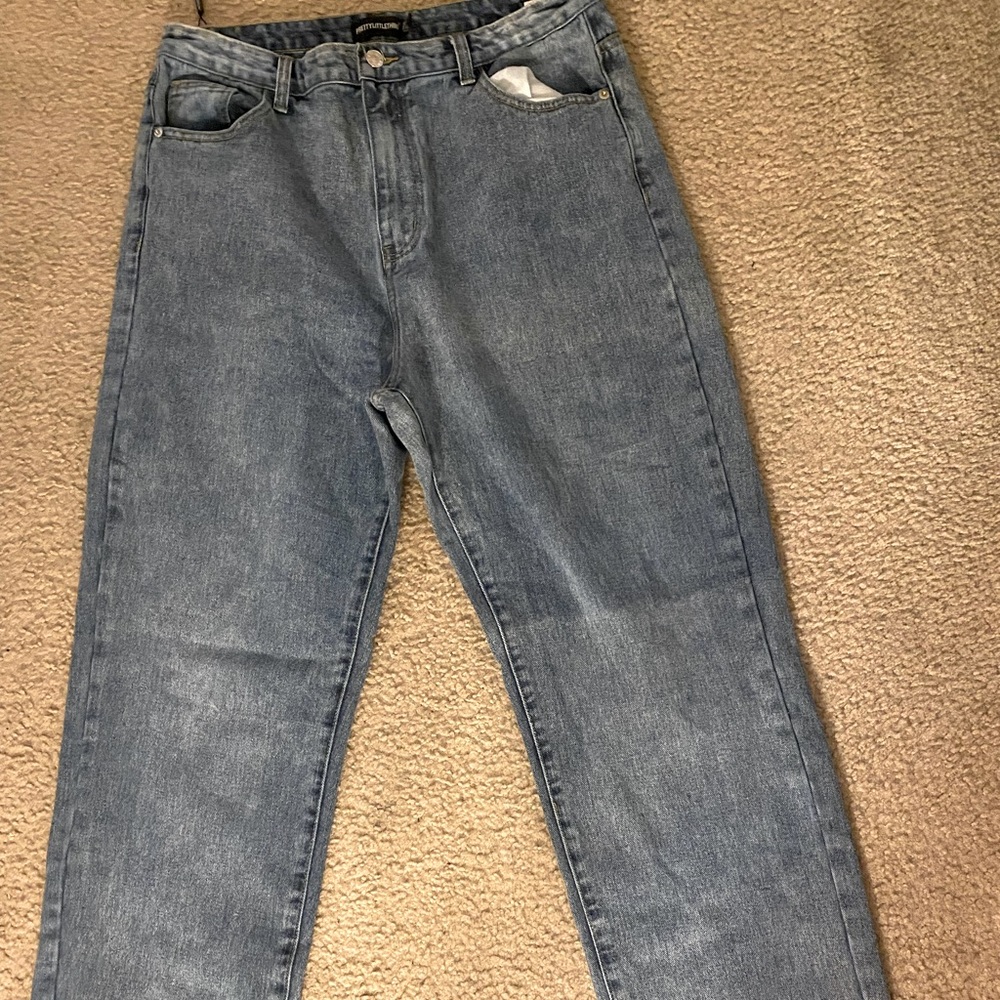 Prettylittlething sizes 12 mid wash jeans